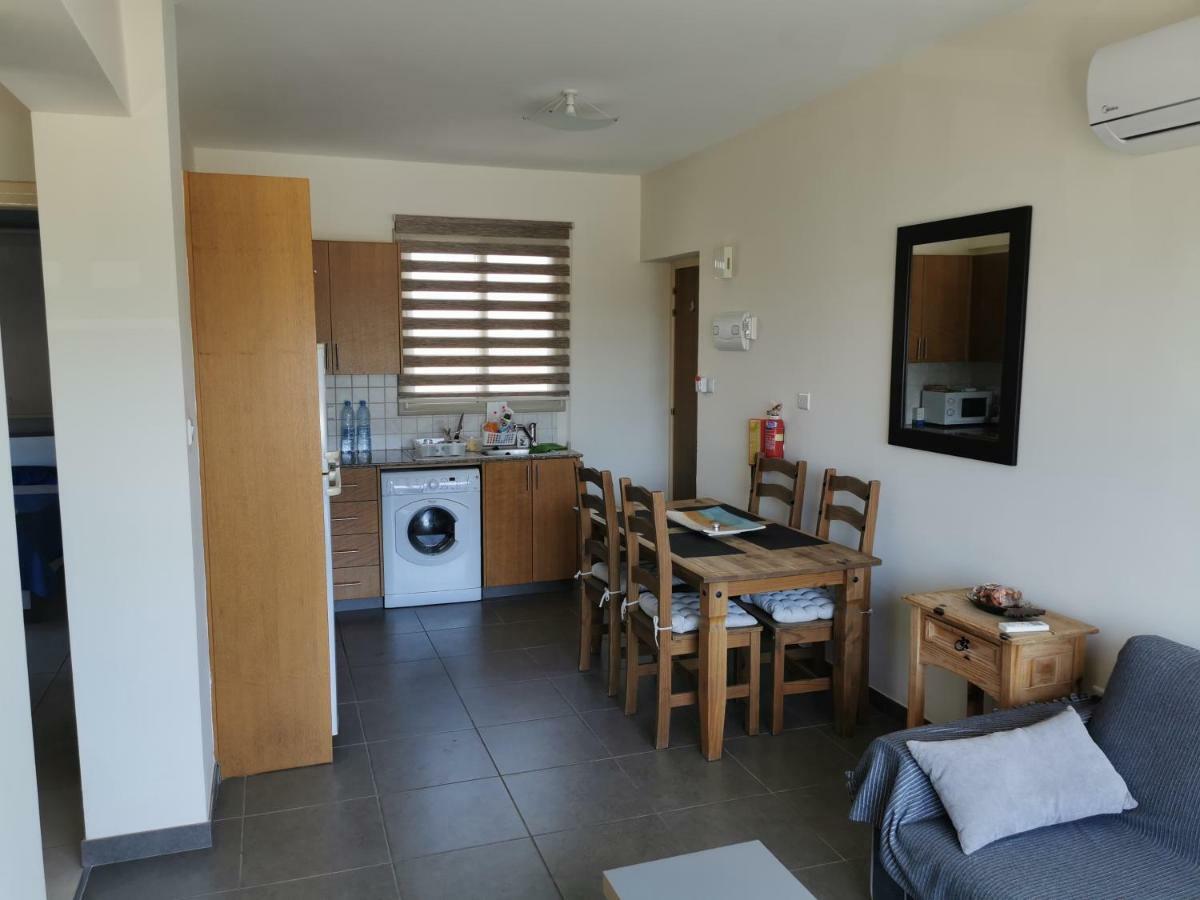 Sea View Apartment Protaras Eksteriør bilde
