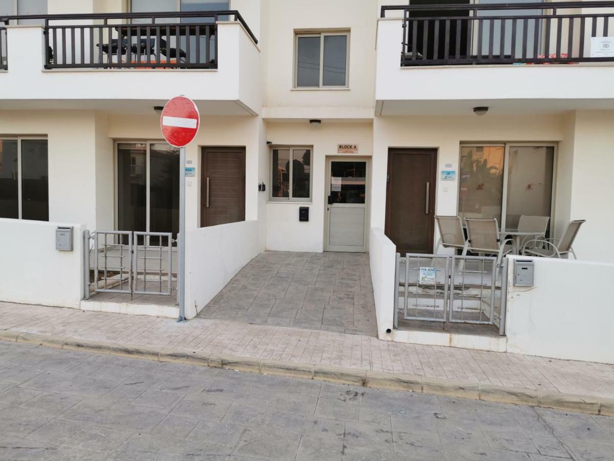 Sea View Apartment Protaras Eksteriør bilde